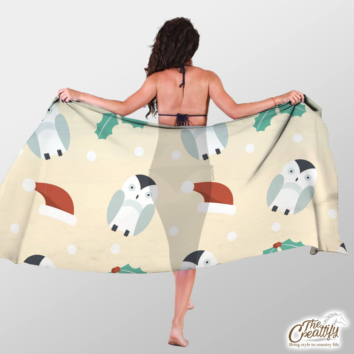Christmas Penguins, Holly Leaf On Light Yellow Background Sarong