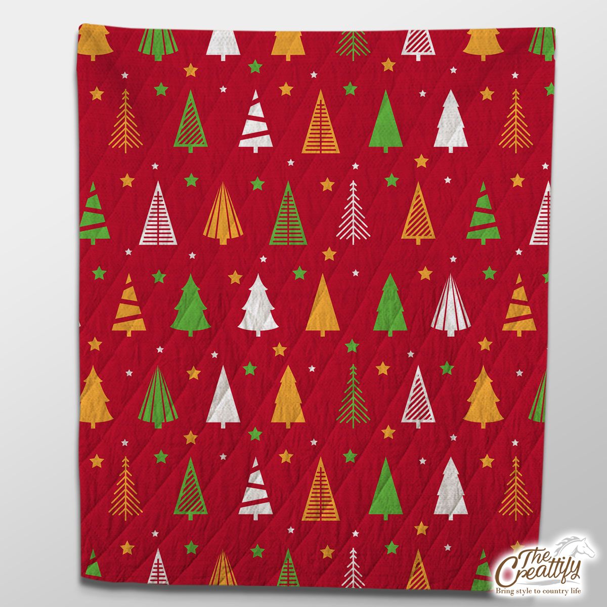 Red Green And White Christmas Tree With Star Quilt
