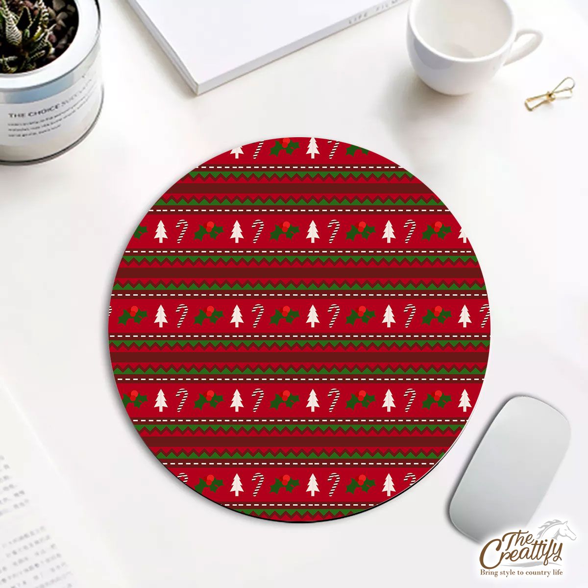 Red Green And White Christmas Tree, Holly Leaf With Candy Cane.jpg Round Mouse Pad