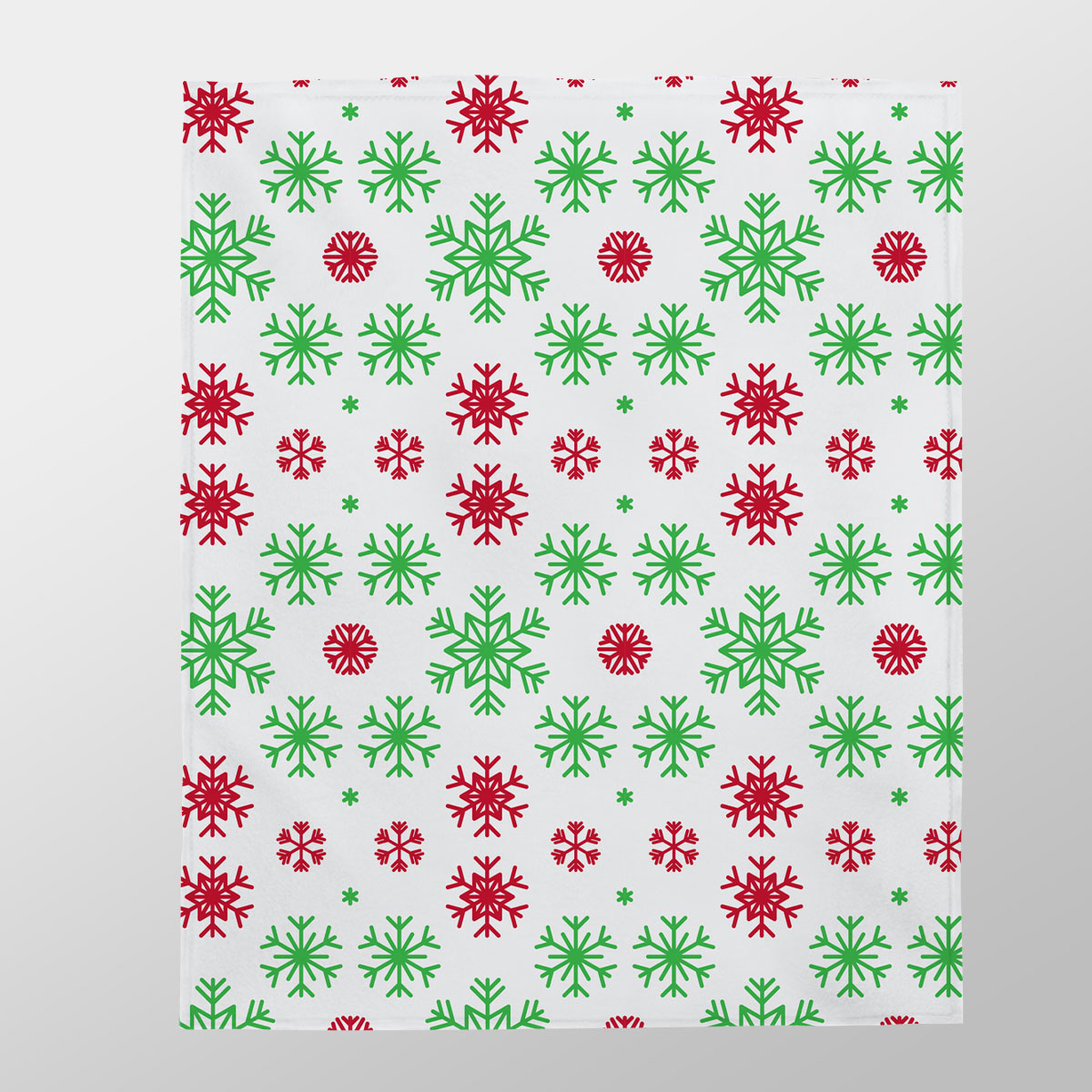 Red Green And White Snowflake Velveteen Plush Blanket