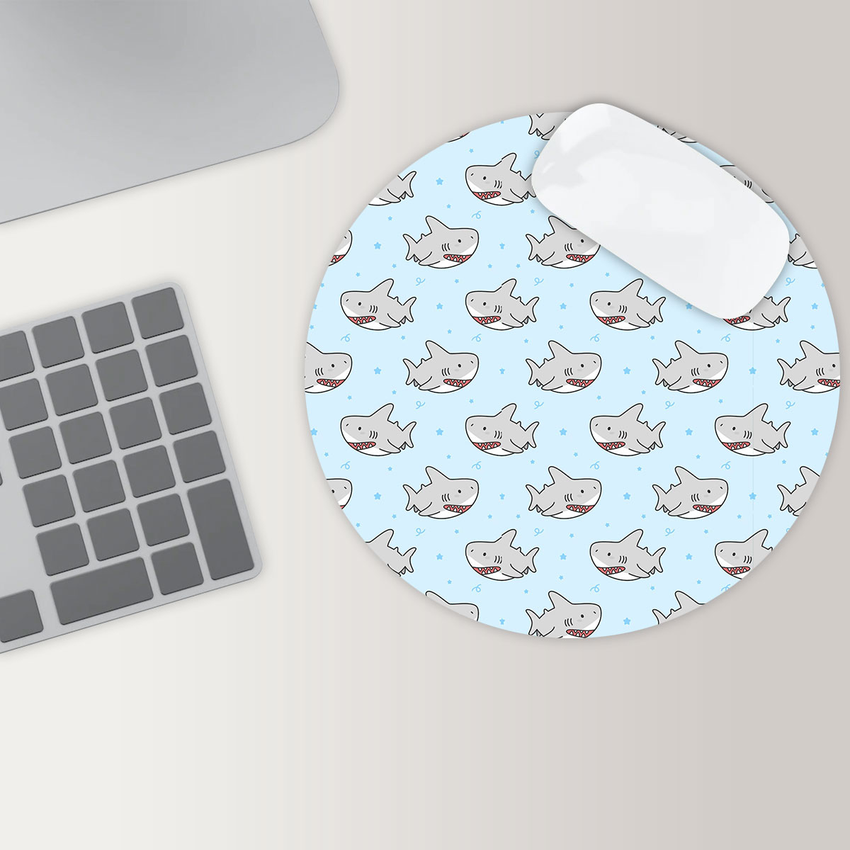 Cartoon Great White Shark Round Mouse Pad