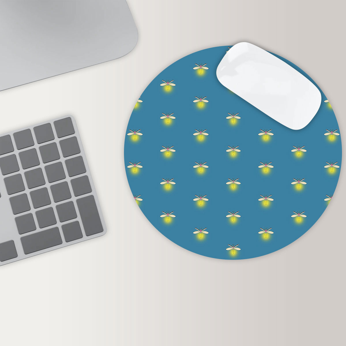 Fireflies On Blue Round Mouse Pad