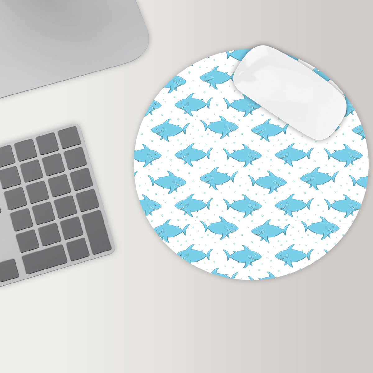 Funny Cartoon Great White Shark Round Mouse Pad