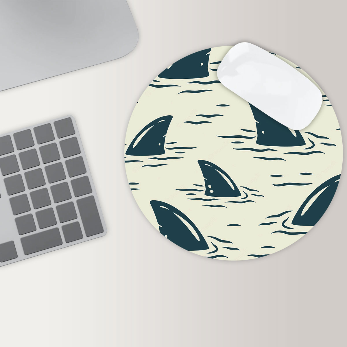 Great White Shark Fin Round Mouse Pad