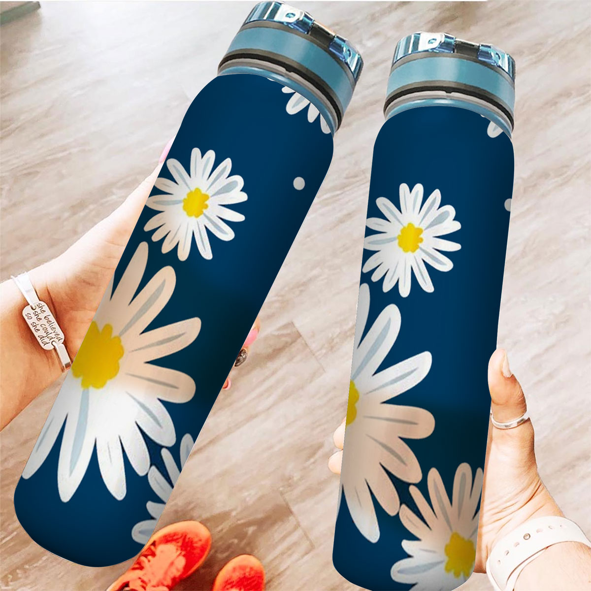 Abstract Daisy With Blue Tracker Bottle
