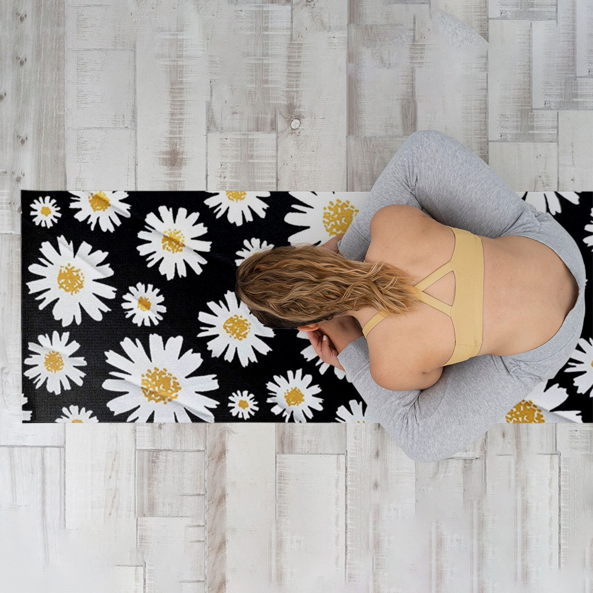Black Daisy Yoga Mat