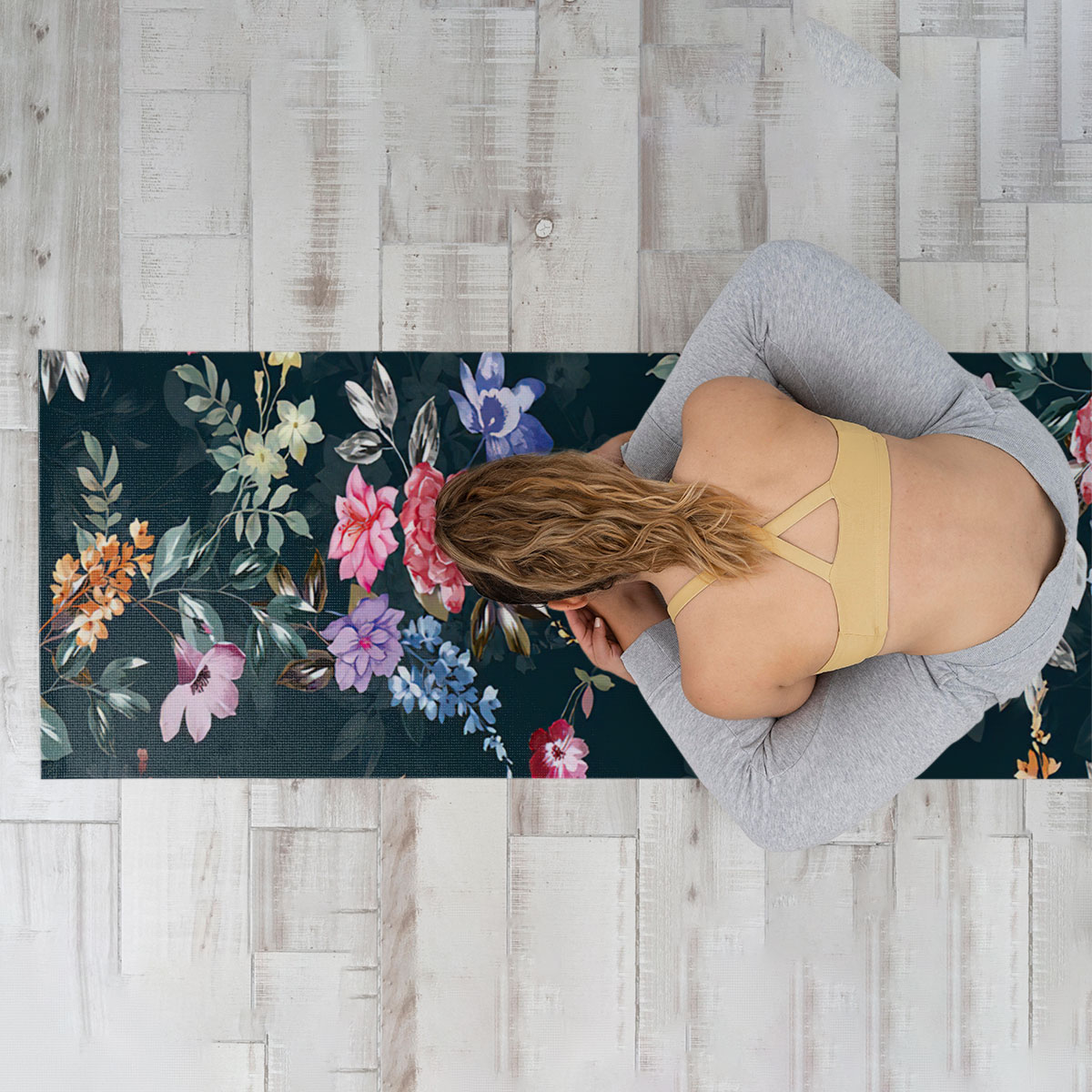 Retro Black Flower And Rose Yoga Mat