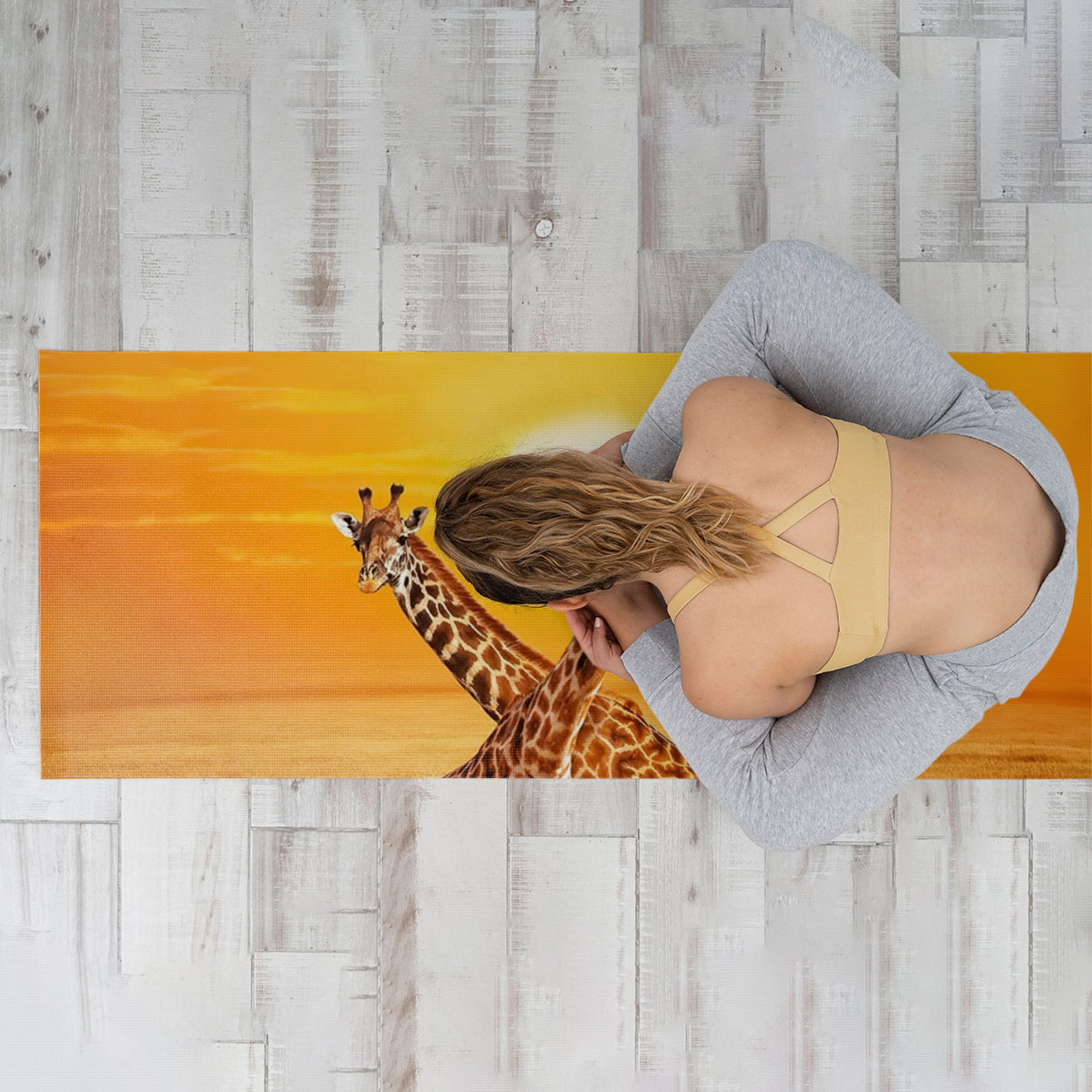 Giraffe Under The Sunset Yoga Mat_2_1