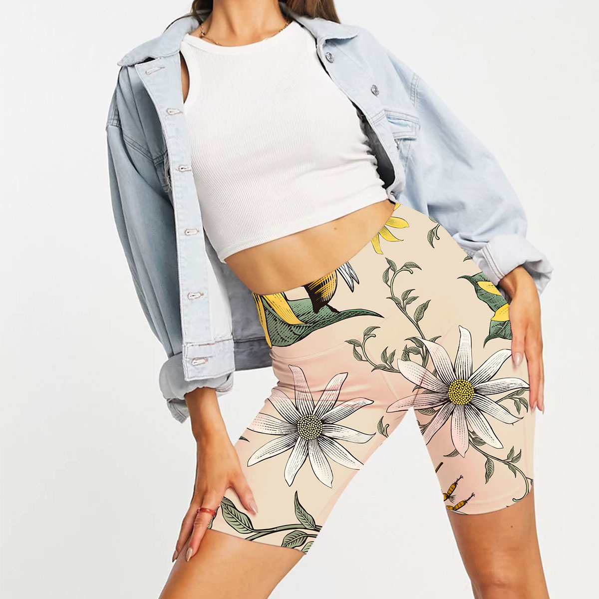 Flower And Bee Casual Shorts