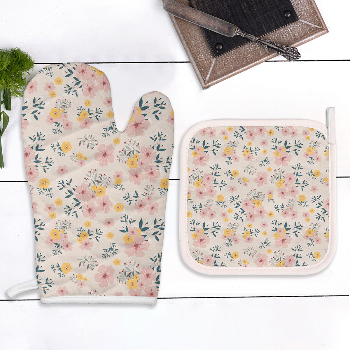 Pink And Yellow Flower Seamless Pattern Oven Mitts Pot Holder Set