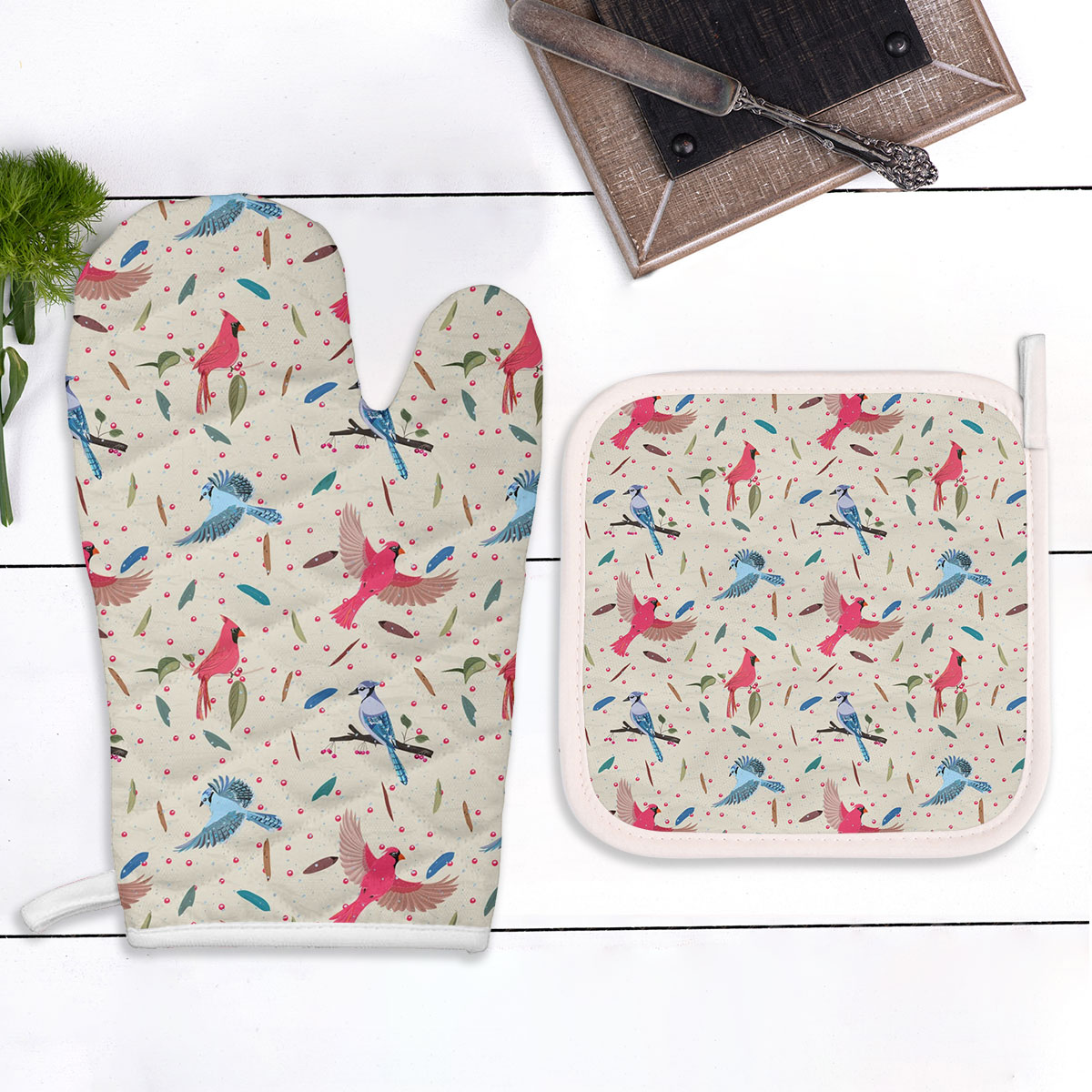 Red And Blue Cardinal Oven Mitts Pot Holder Set