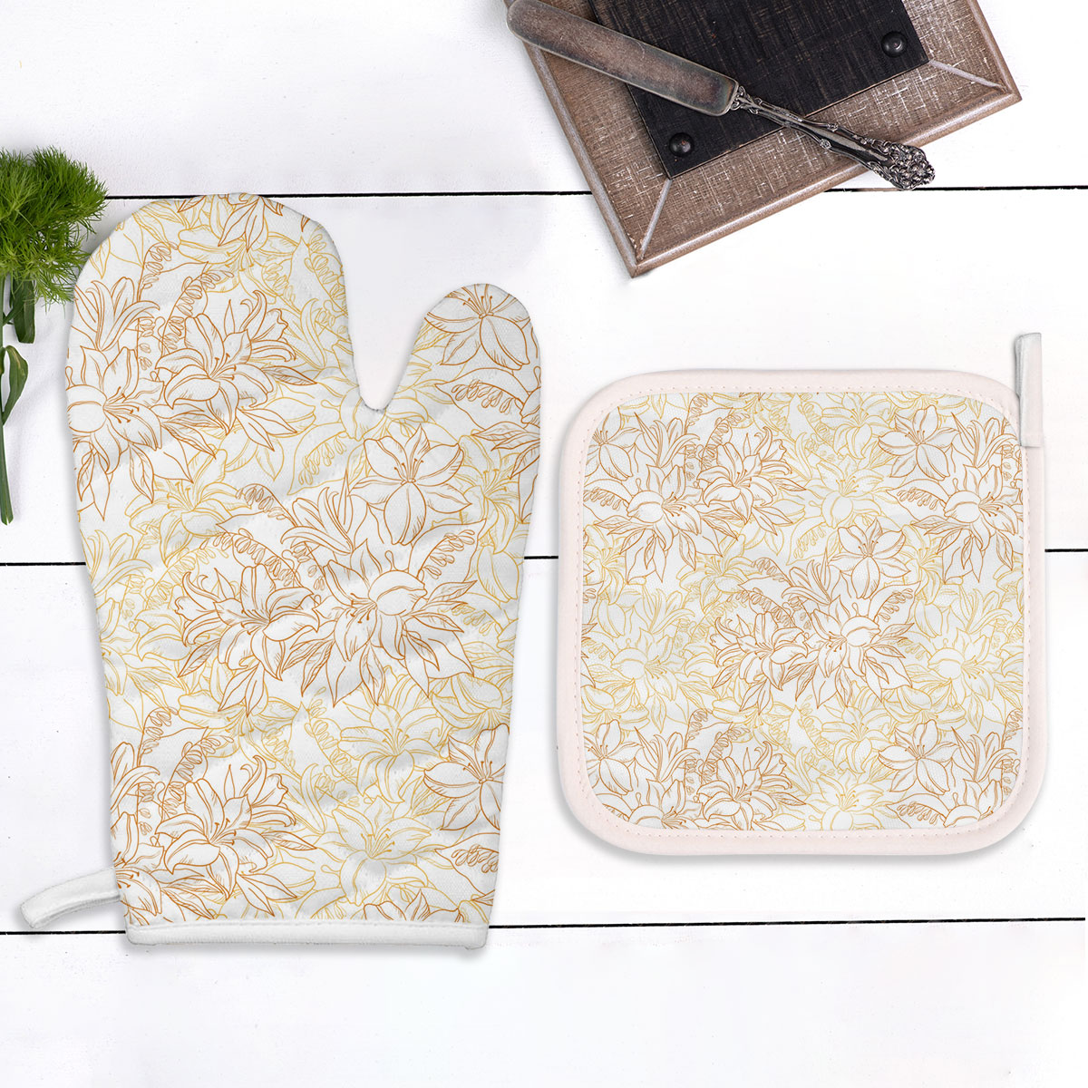Seamless Pattern Lily Flowers Oven Mitts Pot Holder Set