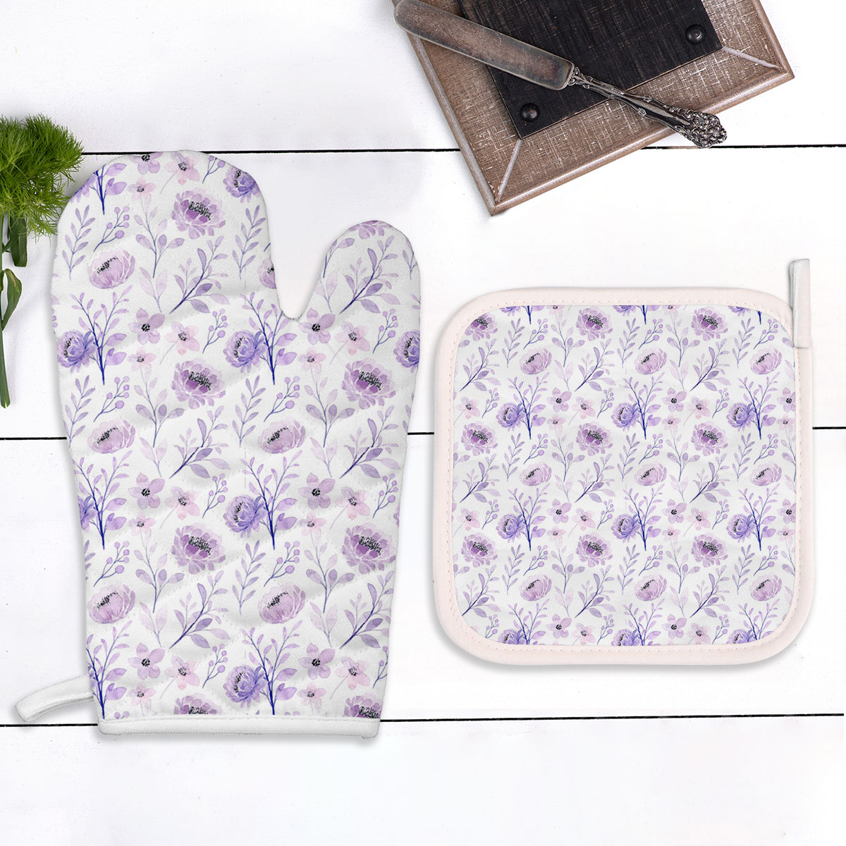 Soft Purple Floral Seamless Pattern Oven Mitts Pot Holder Set