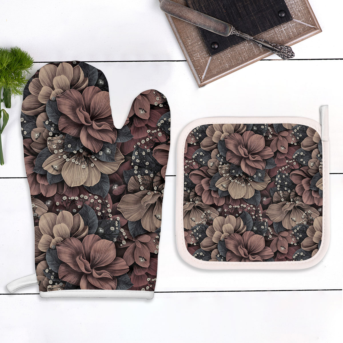 Vintage Brown Hydrangea Flowers Oven Mitts Pot Holder Set