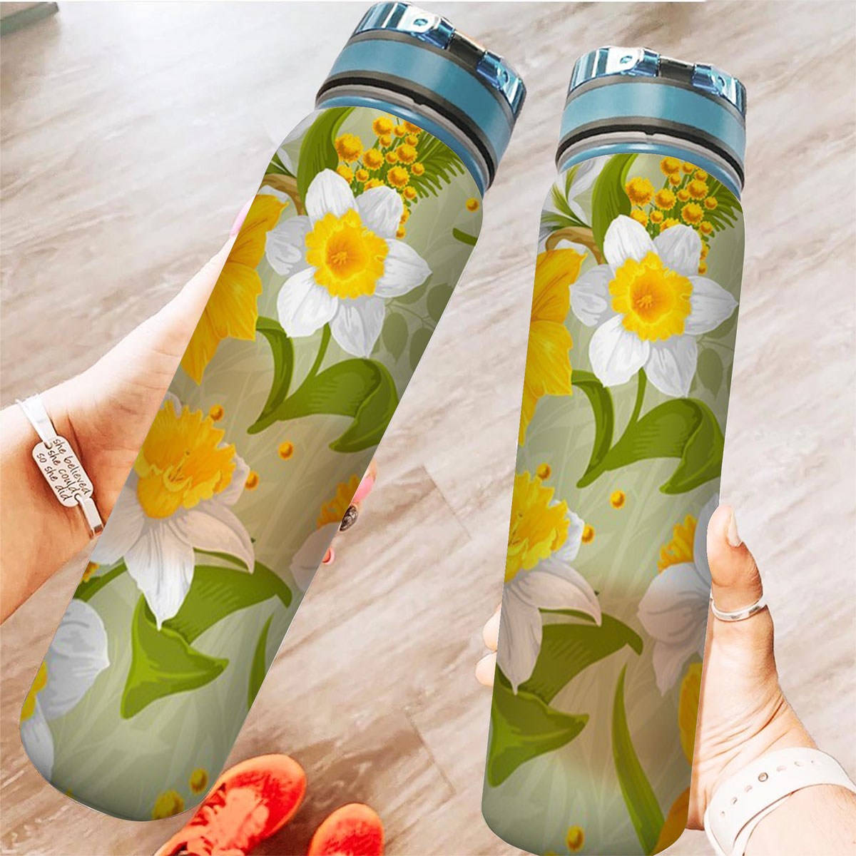 Retro Daffodils Flower Tracker Bottle