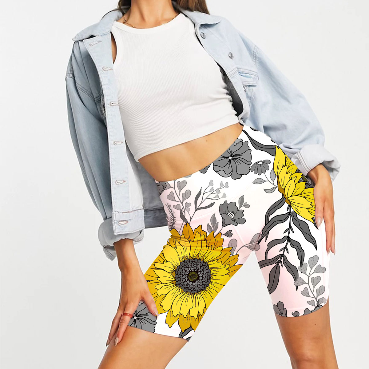 Vintage White Sunflower Casual Shorts