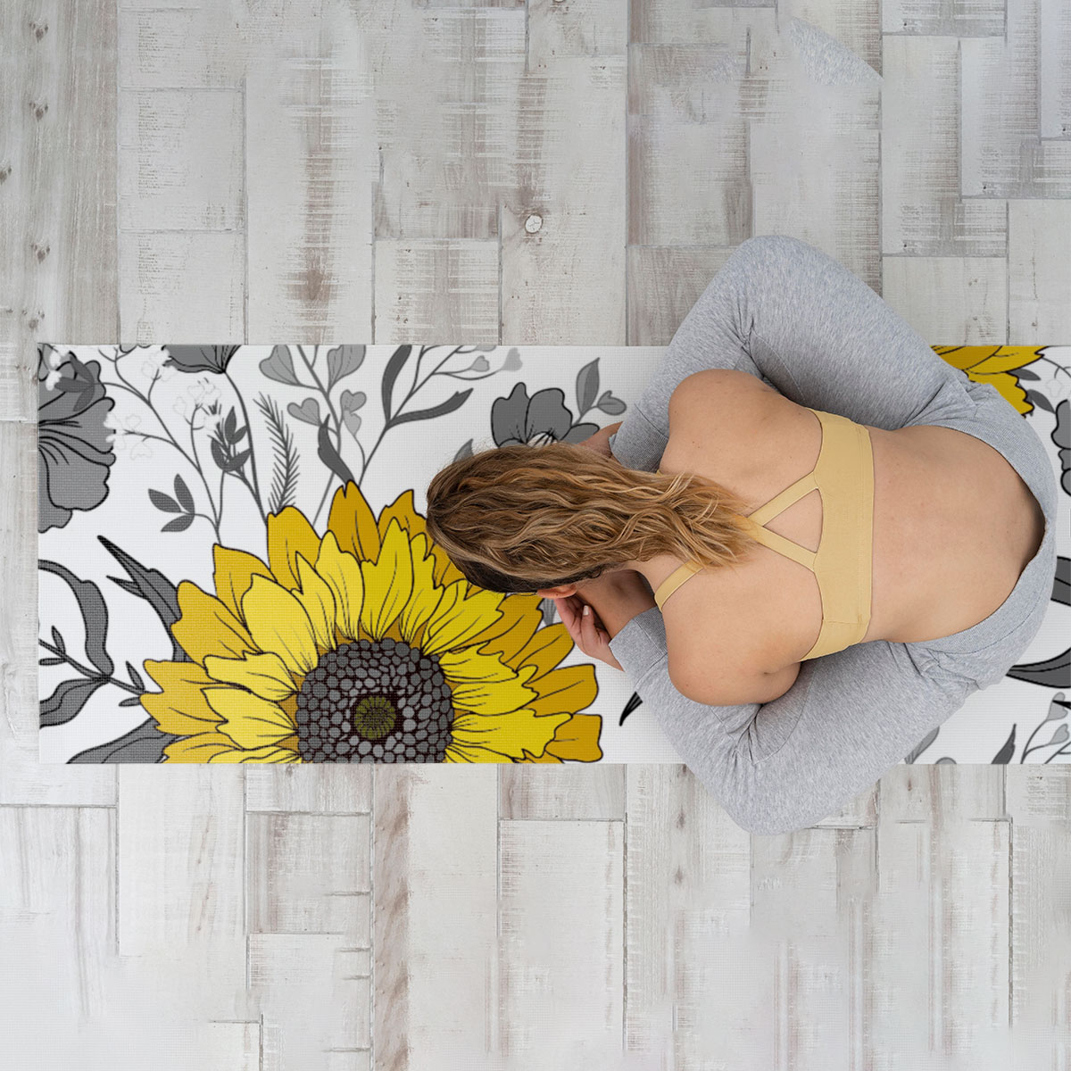 Vintage White Sunflower Yoga Mat