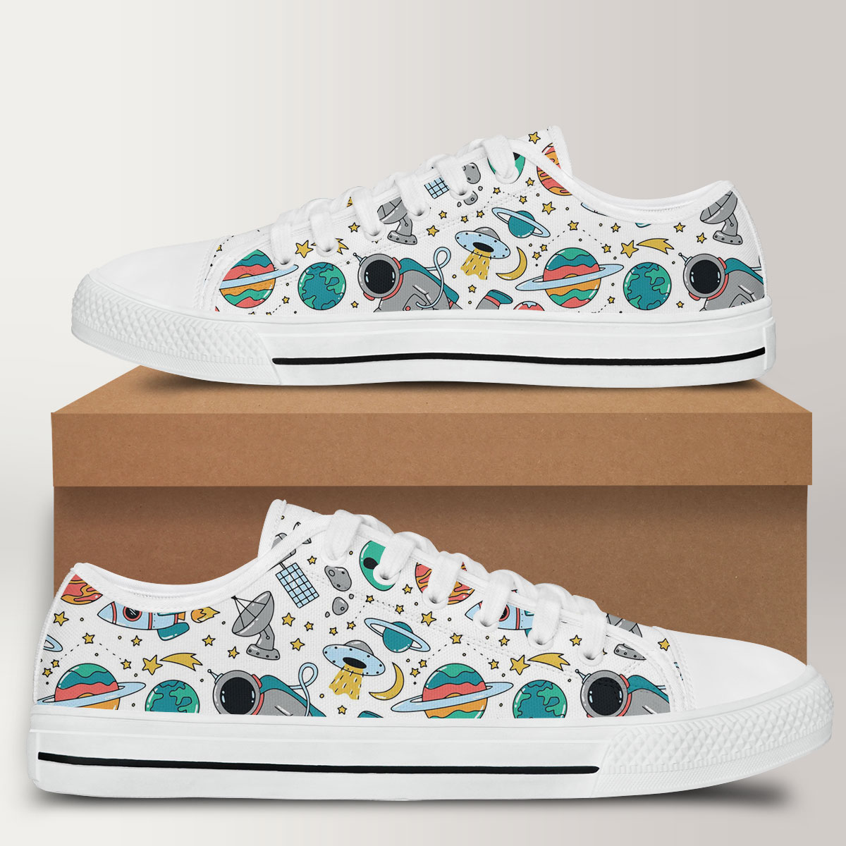 Astronaut Discover The Universe Low Top Shoes