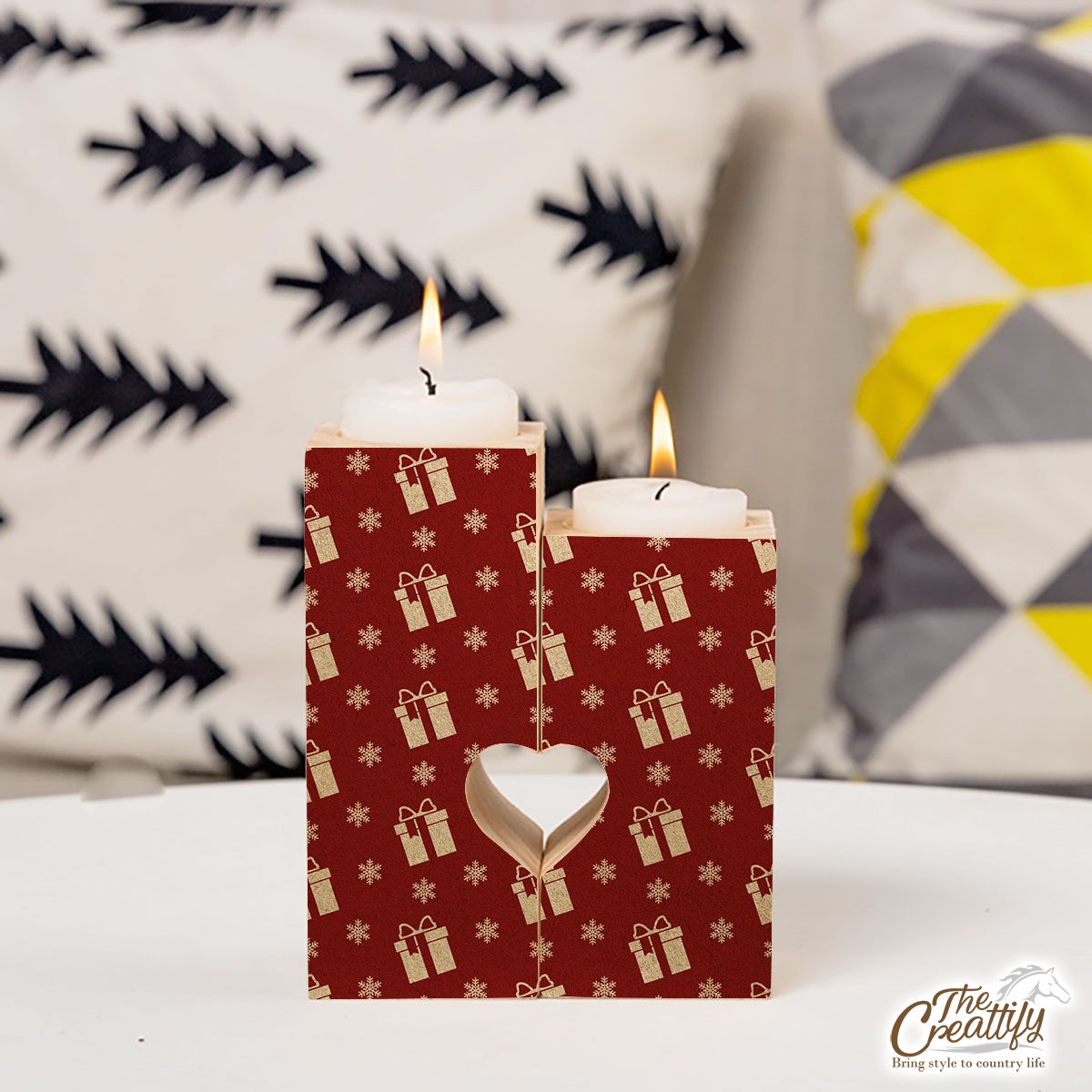 Christmas Presents And Snowflakes Seamless Pattern Heart Wooden Candlestick | Wooden