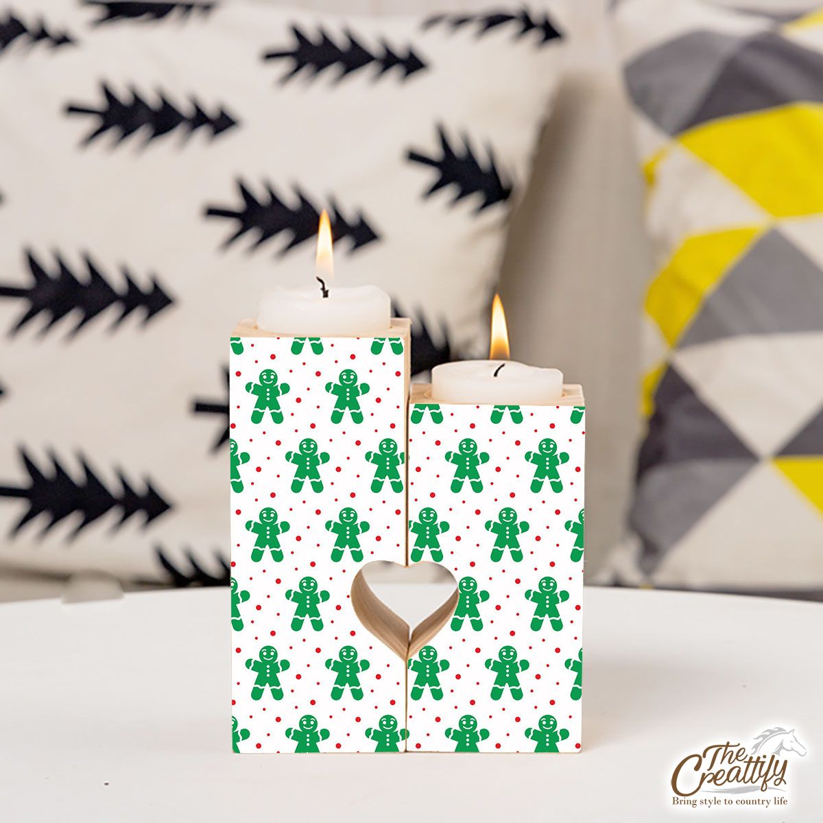 Gingerbread Man Cookies, Christmas Gingerbread Green With Snowflake Background White Heart Wooden Candlestick | Wooden