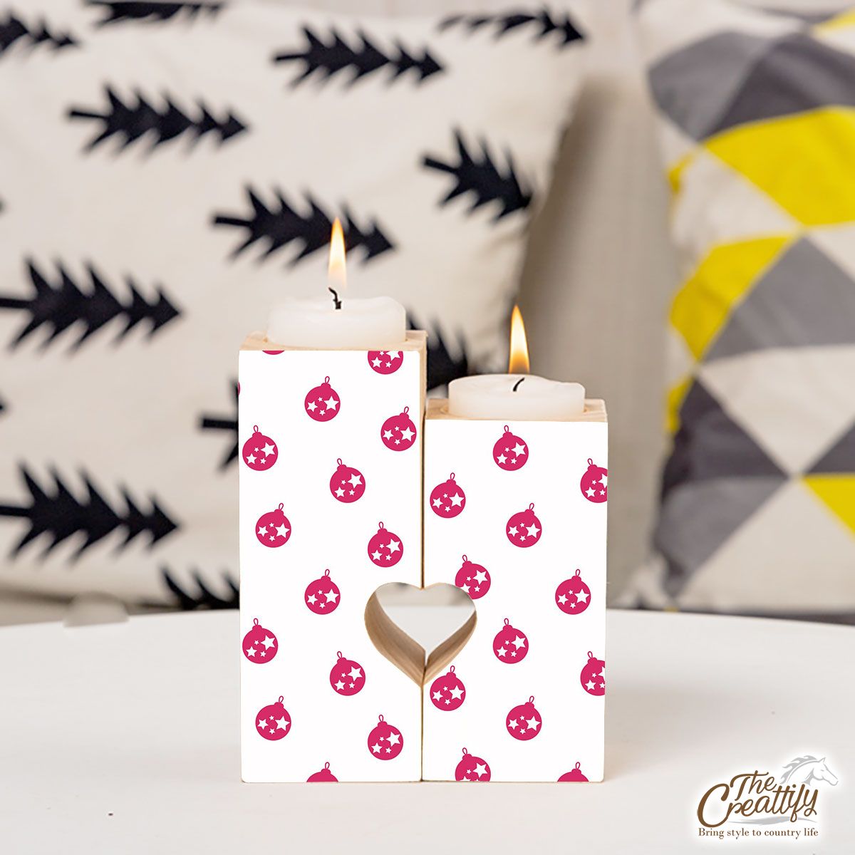 Pink And White Christmas Ball Heart Wooden Candlestick | Wooden