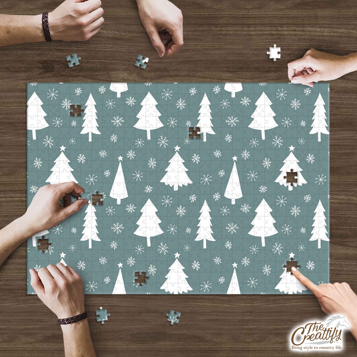 Pine Tree Sillhouette And Snowflake Seamless Pattern Puzzle