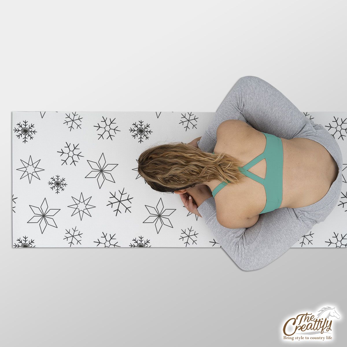 Black And White Snowflake Yoga Mat