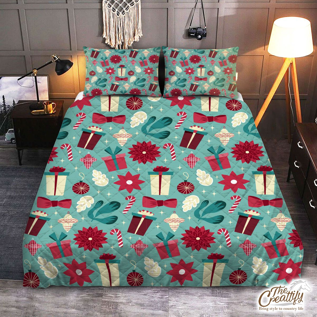Christmas Gift, Candy Cane On Blue Background Quilt Set