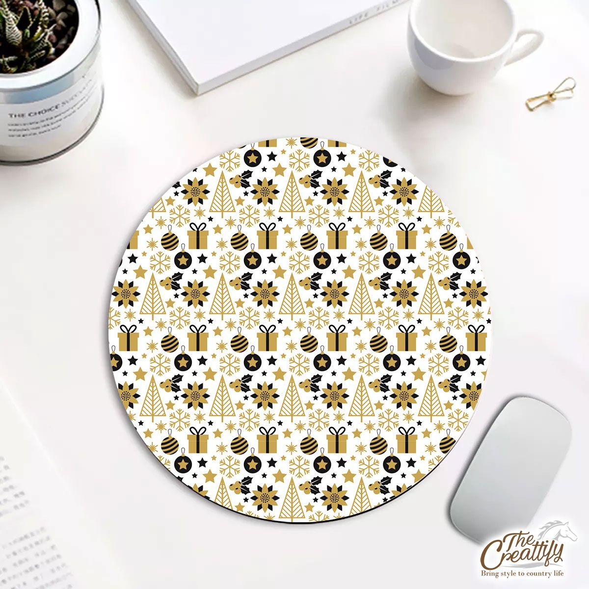 Black And Gold Christmas Gift, Holly Leaf, Snowflake On White Background Round Mouse Pad