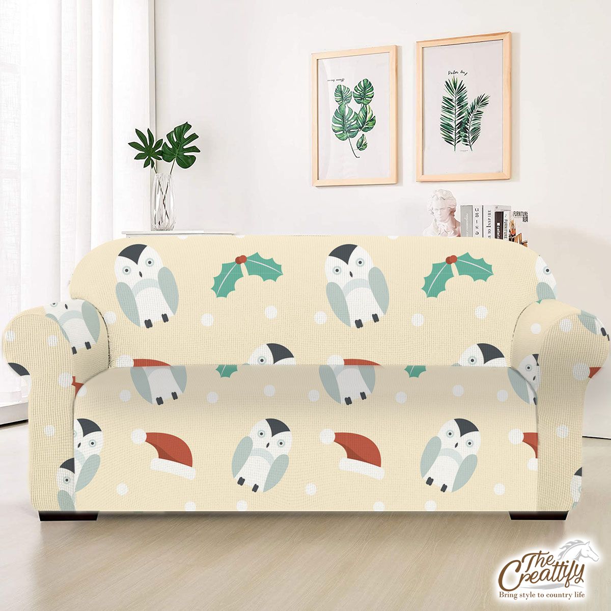 Christmas Penguins, Holly Leaf On Light Yellow Background Sofa Cover