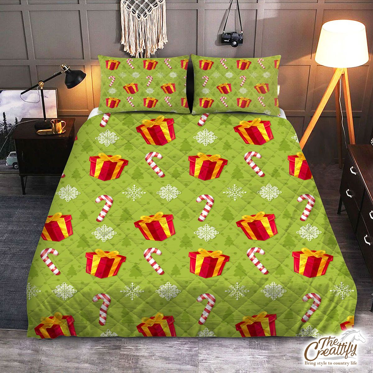 Red And Green Christmas Gift, Candy Cane, Snowflake Quilt Set