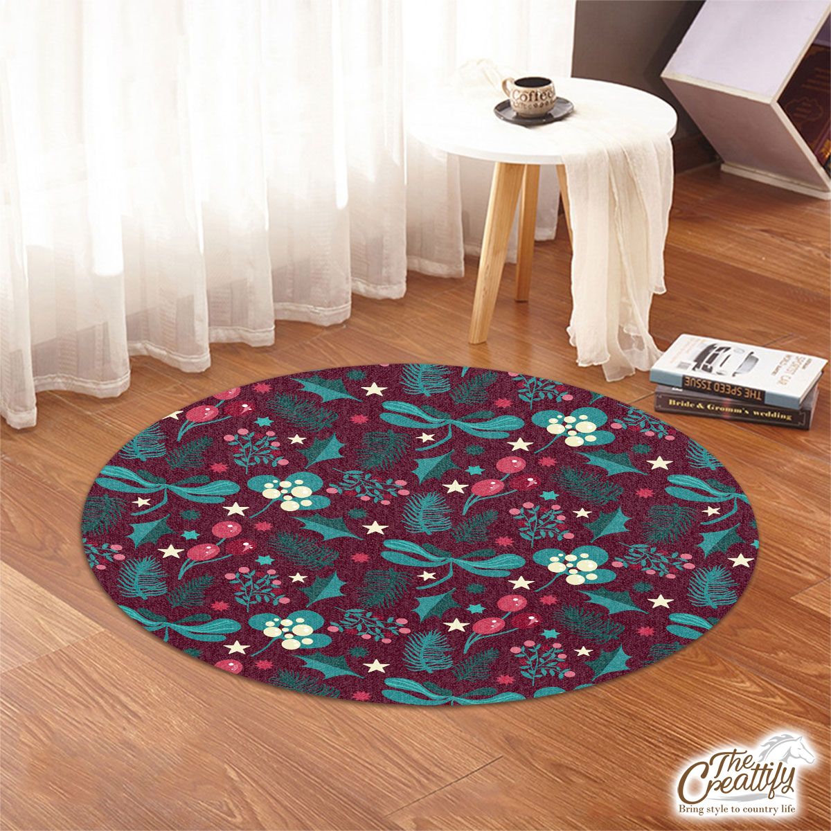 Red And Green Christmas Tree Branch, Cranberry, Holly Leaf Round Rug