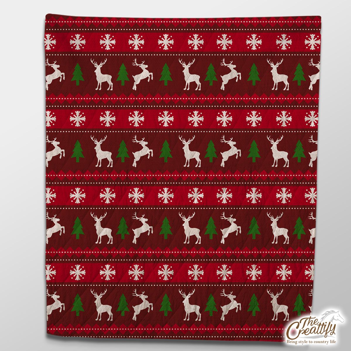 Red Green And White Christmas Tree, Reindeer With Snowflake Quilt