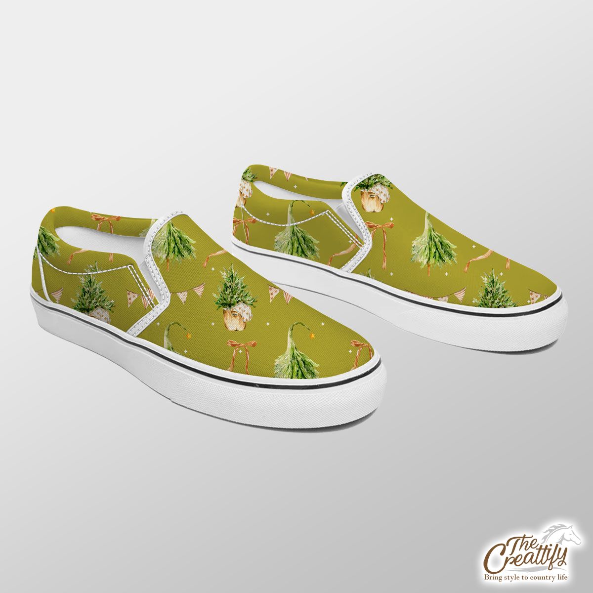 Christmas Tree, Christmas Bow And Flag Pattern Slip On Sneakers