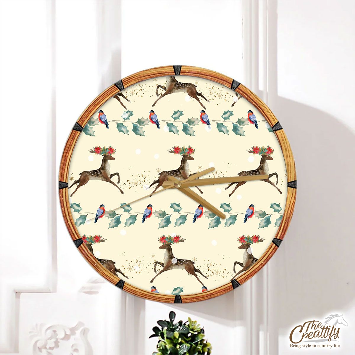 Christmas Deer And Bullfinch Pattern Wall Clock
