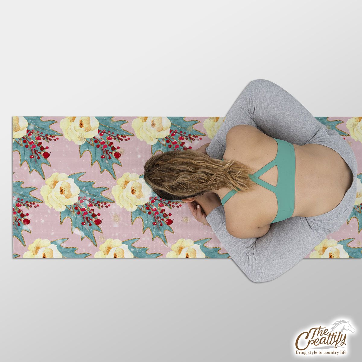 Floral And Holly Leaf Pattern Yoga Mat