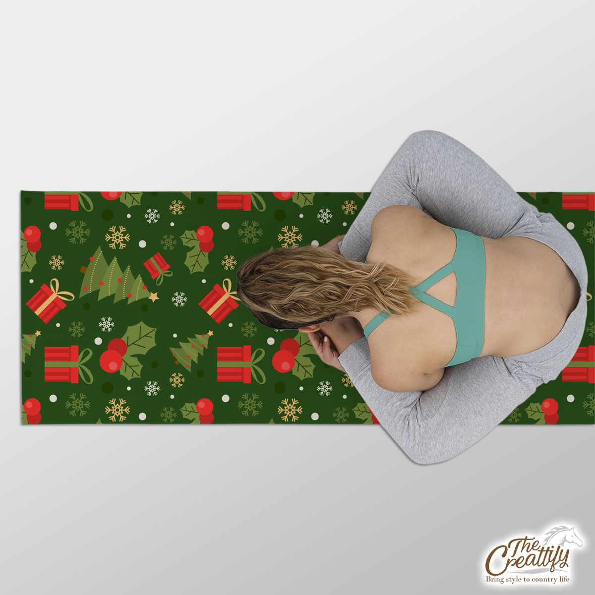 Christmas Tree With Holly Leaf And Presents Yoga Mat
