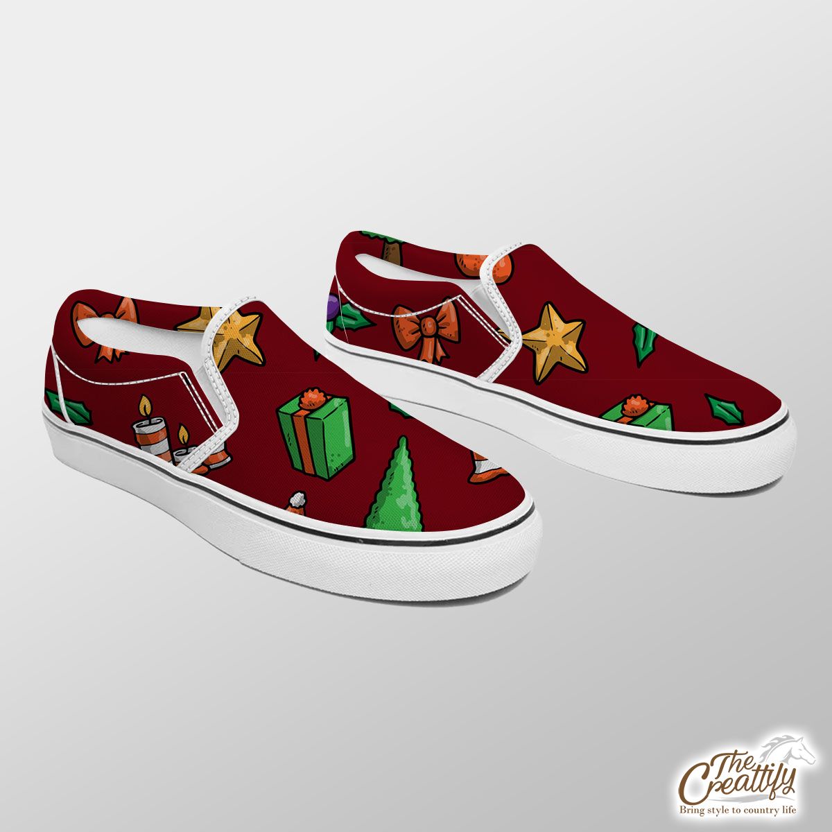 Christmas Gifts, Candles, Pine Tree And Snowman FaceWith Santa Hat Red Pattern Slip On Sneakers