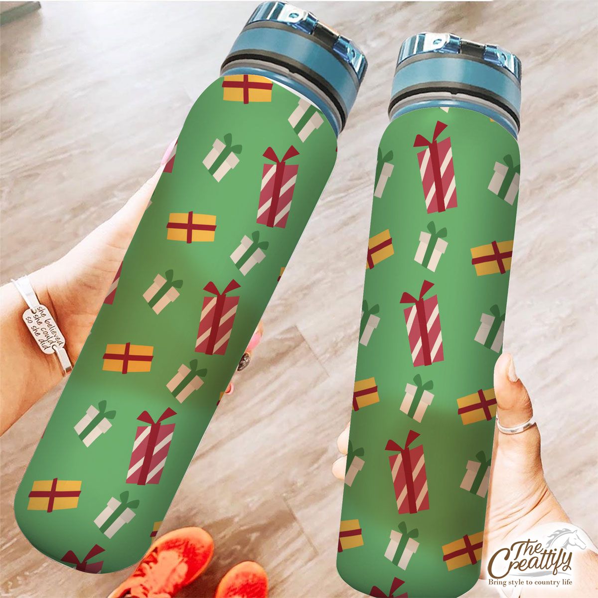 Colorful Christmas Gifts Seamless Green Pattern Tracker Bottle
