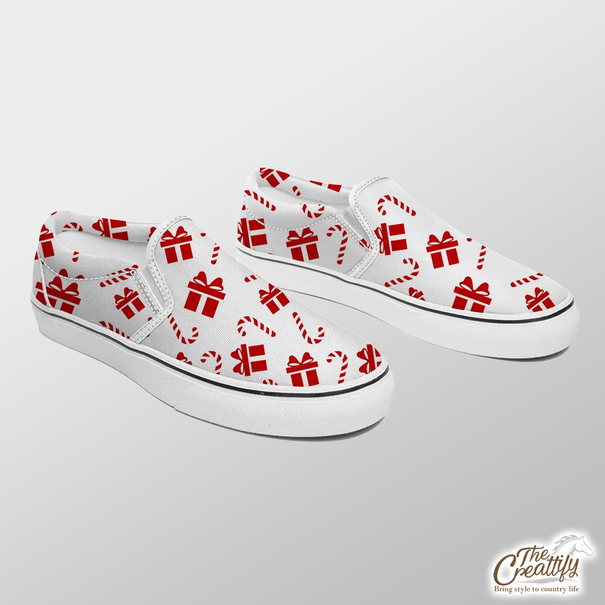Christmas Gifts And Candy Canes Seamless White Pattern Slip On Sneakers