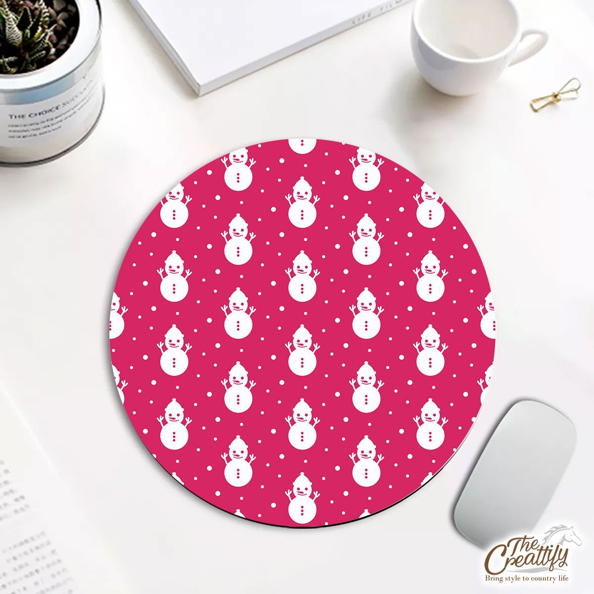Pink And White Snowman Round Mouse Pad