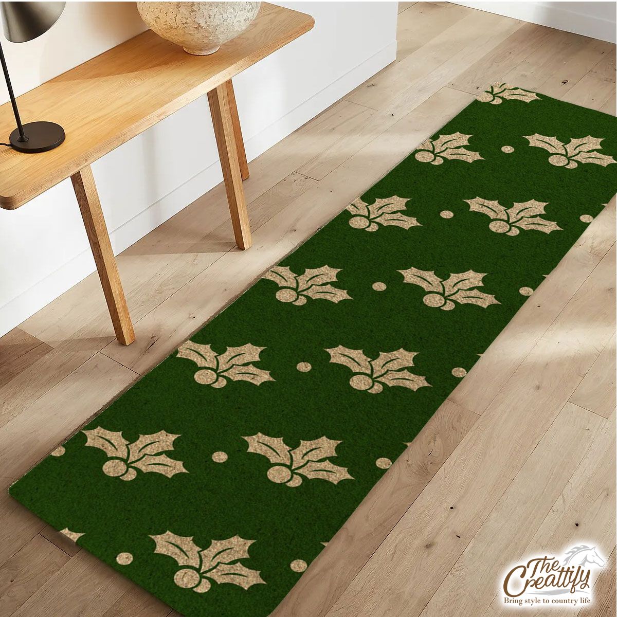 Oak Leaf Holly, Holly Leaf Runner Carpet