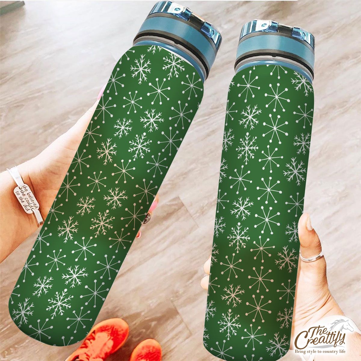 Green And White Snowflake Tracker Bottle